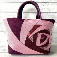 Giemon Tote Bags
