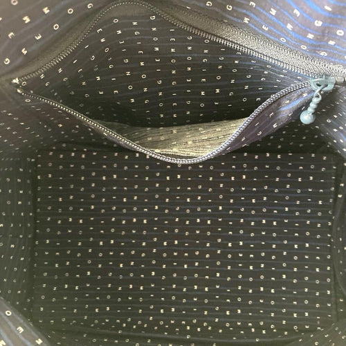 Giemon Tote Bags