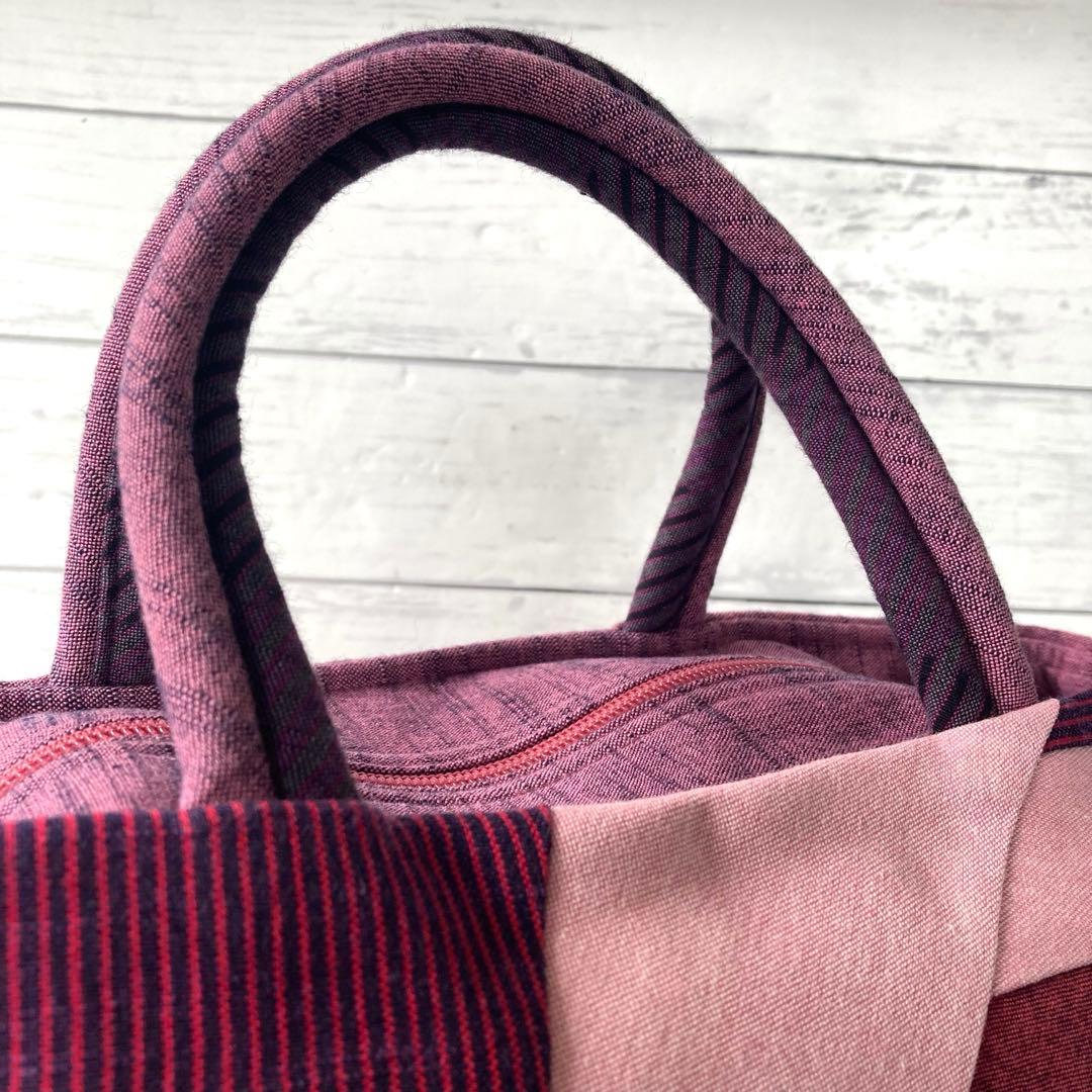 Giemon Tote Bags