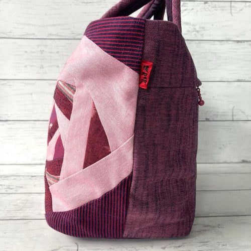 Giemon Tote Bags