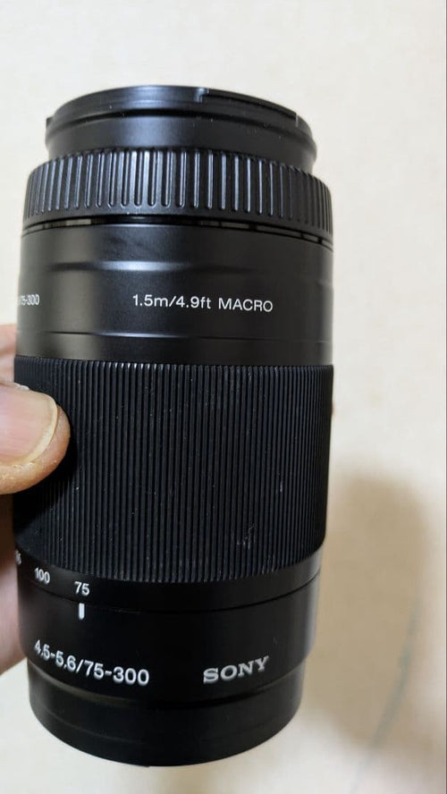 Sony Lens (Zoom) 75-300Mm F/4.5-5.6