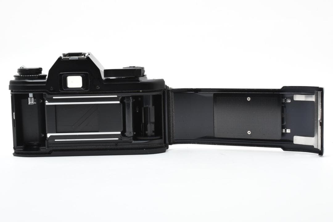 Slr Cameras (Film) Nikon Em #21592