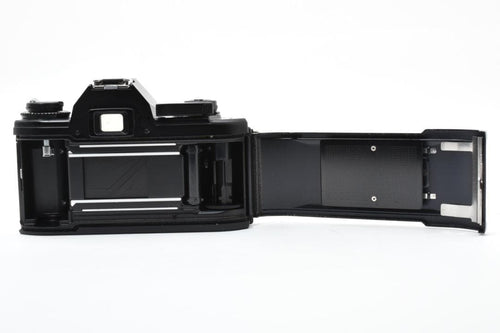 Slr Cameras (Film) Nikon Em #21592