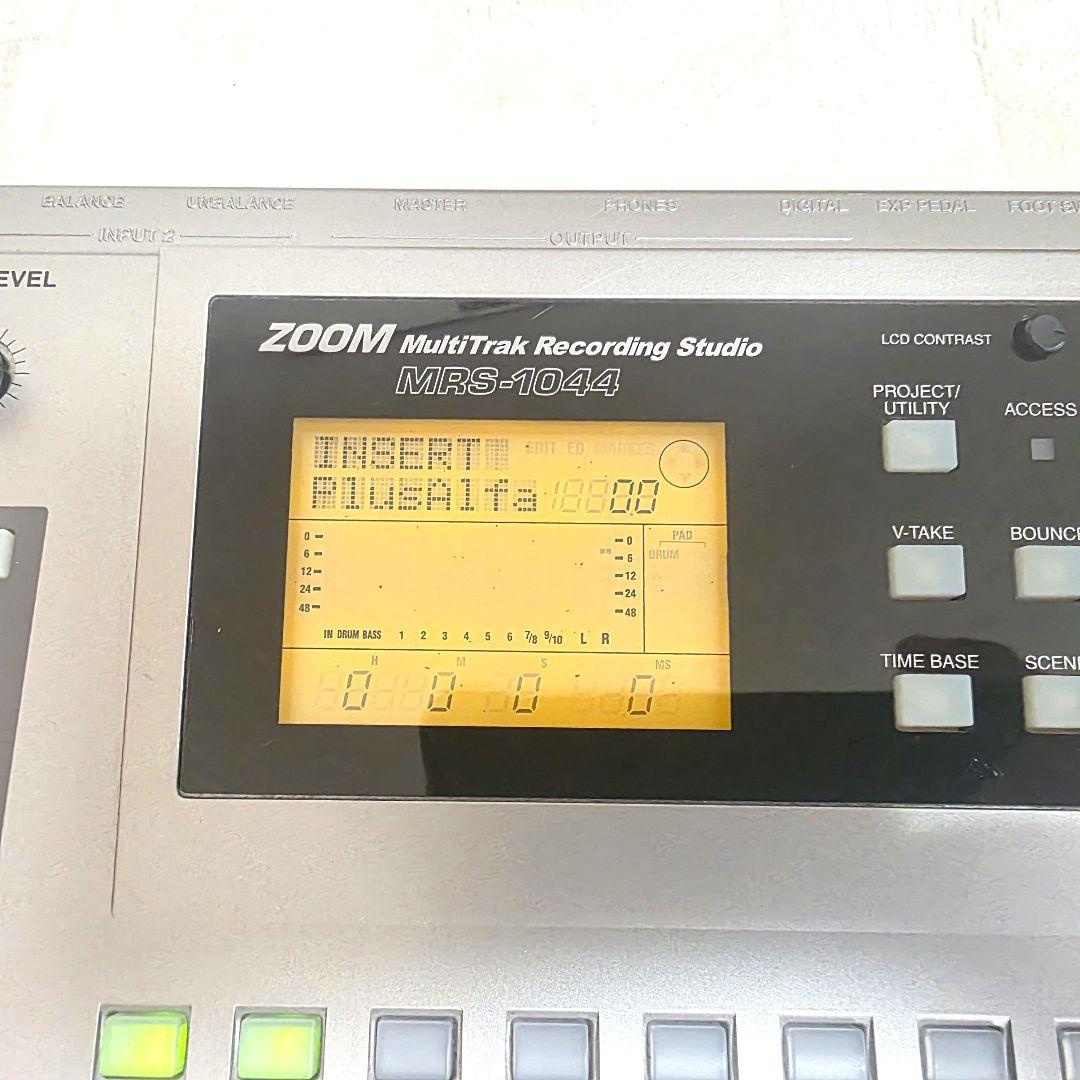 Zoom Multitrack Recorders 924 Mrs-1044Ver2.0