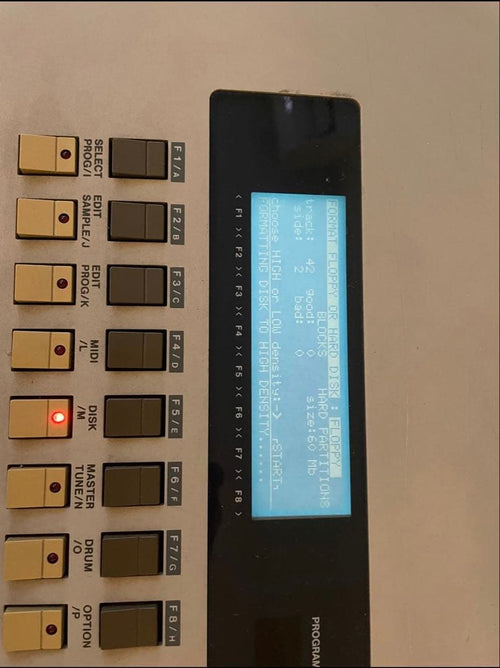 Akai Professional Samplers S1000Kb