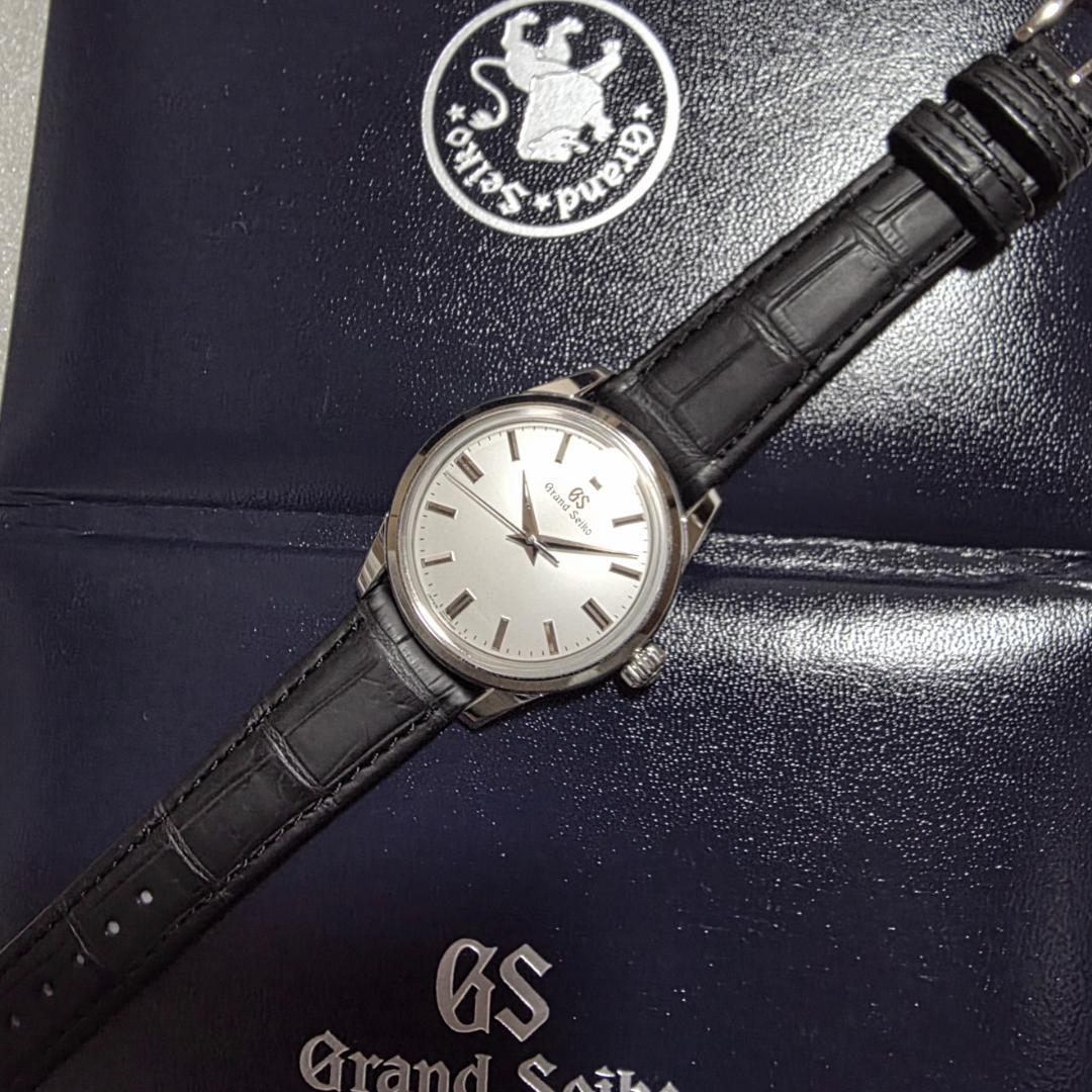 Hand-Wound Watches Sbgw305