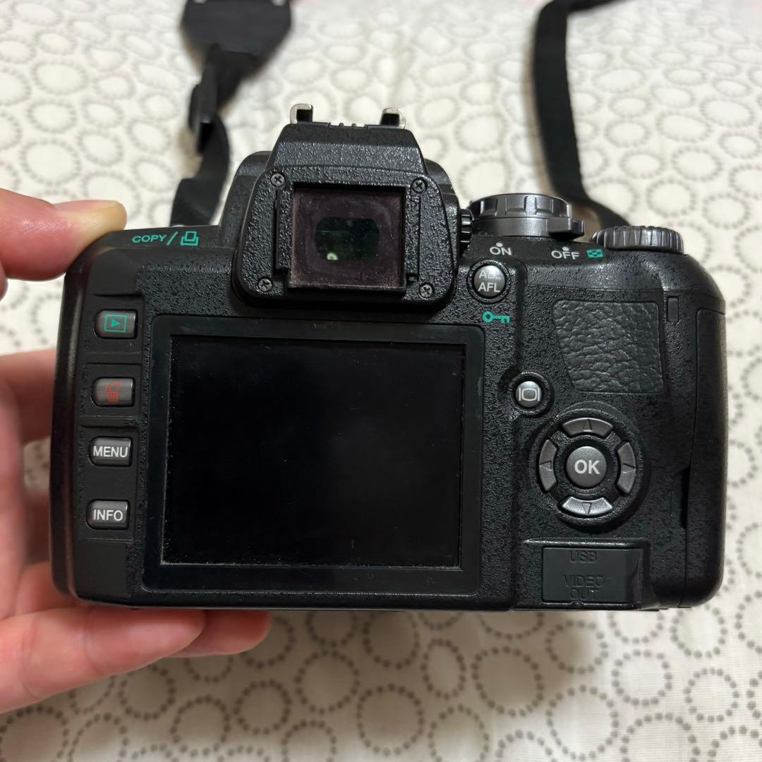 Olympus Mirrorless Interchangeable Lips