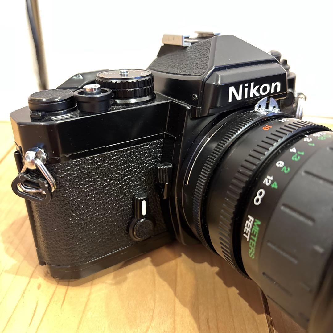 Nikon Slr Camera (Film)