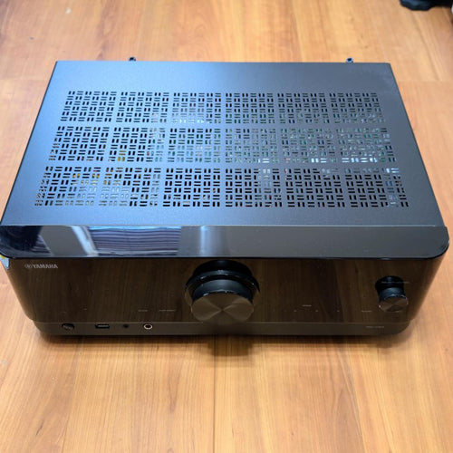 Av Amplifiers Yamaha Rx-V6A