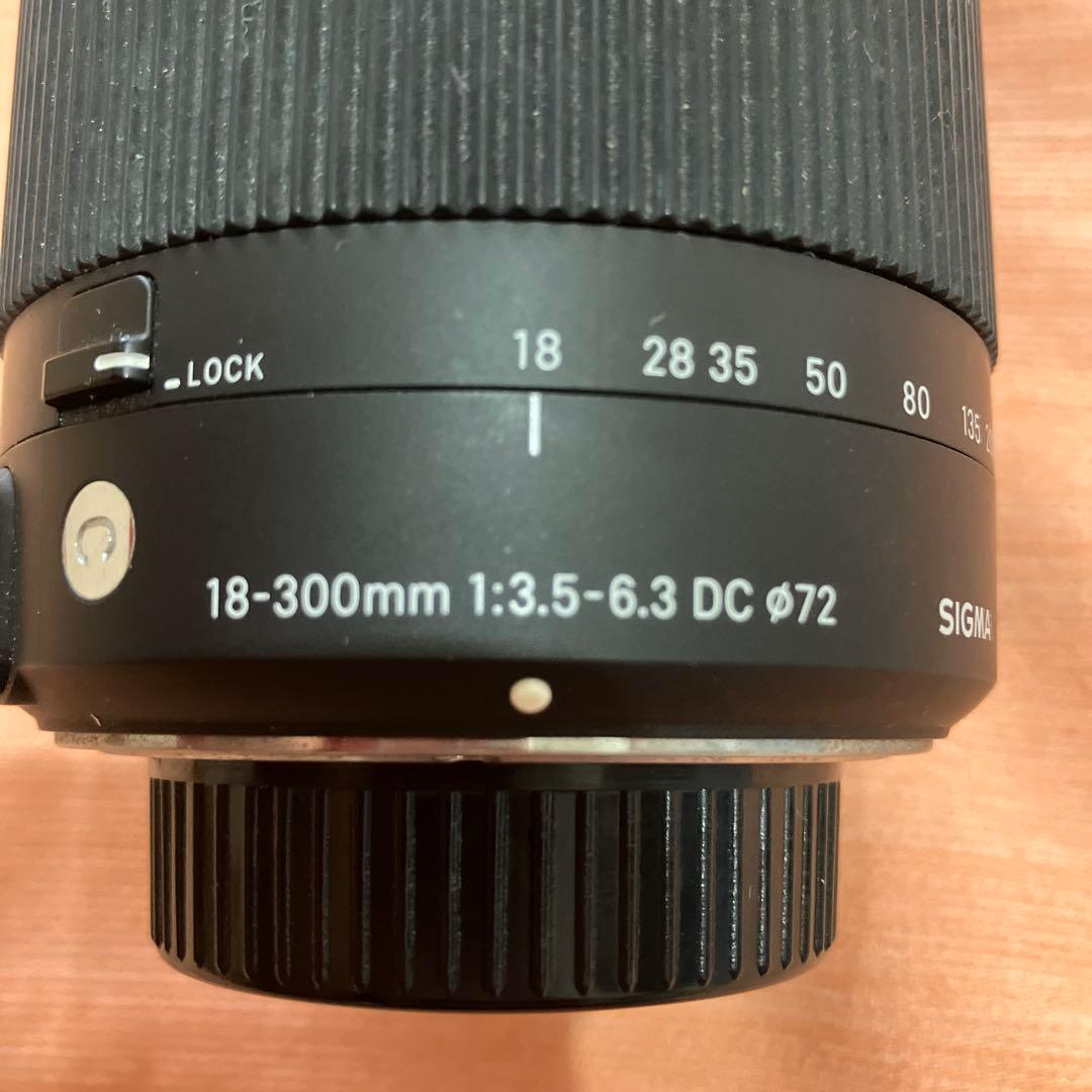 Sigma Lens (Zoom) 18-300Mm 1:3.5-6.3 Dc