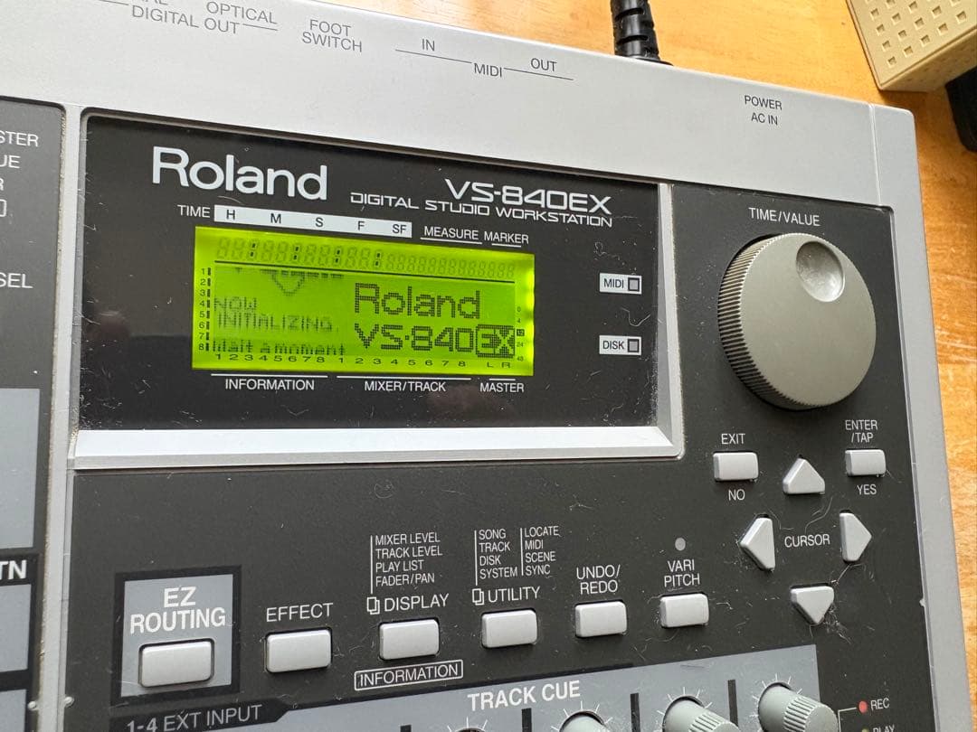 Roland Multitrack Recorders Vs-840Ex