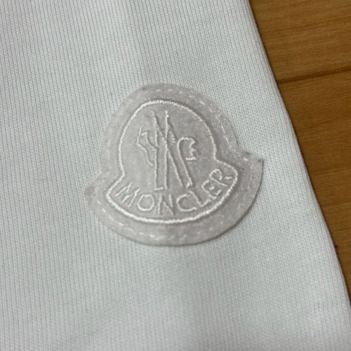 Moncler Medium/Long-Sleeve T-Shirts T L 5S594