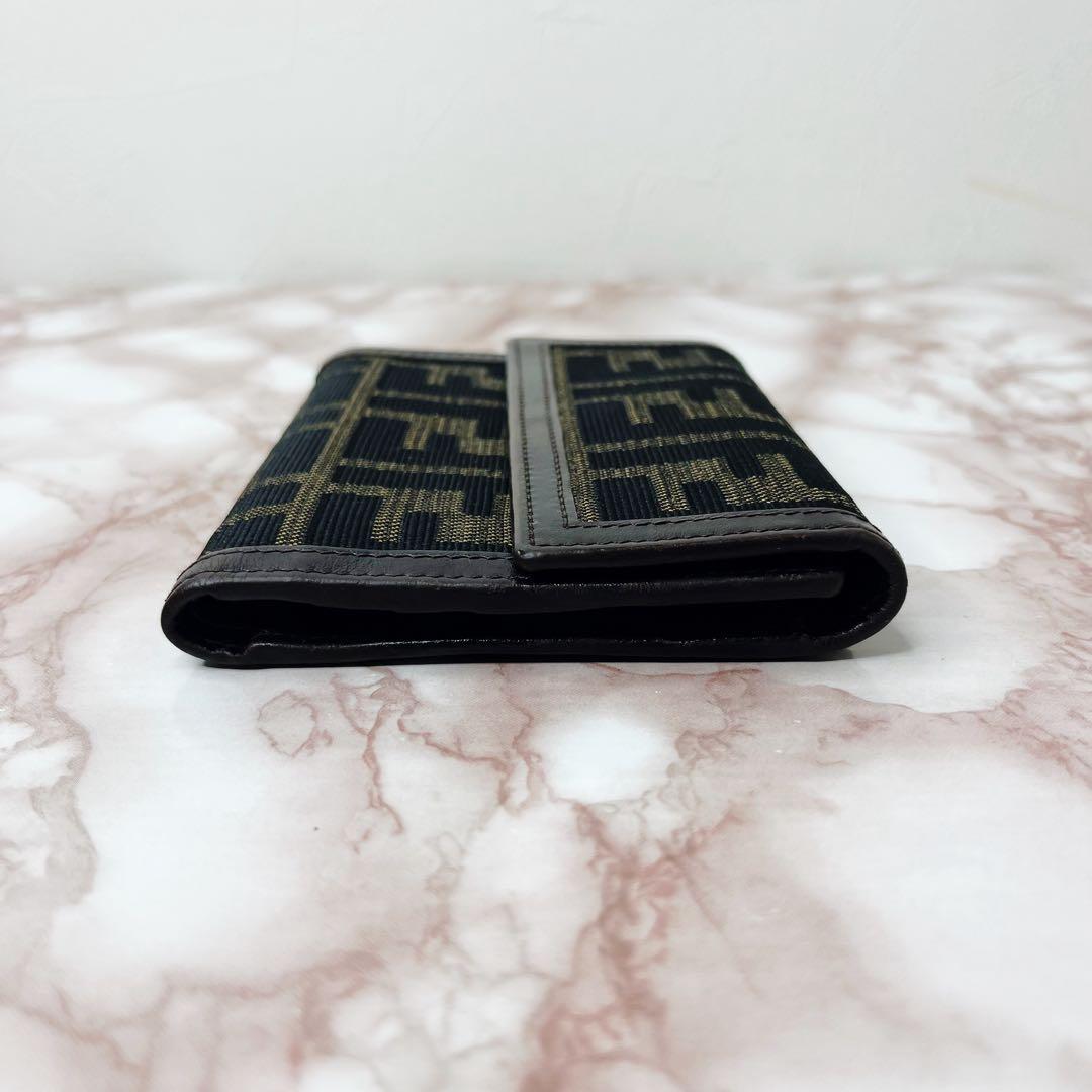 Fendi Bifold Wallets 45