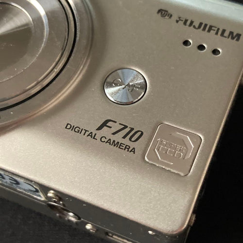 Fujifilm Compact Digital Camera Finepix F710 Ccd