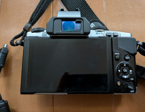 Olympus Mirrorless Interchangeable Lens Cameras Om-D E-M5
