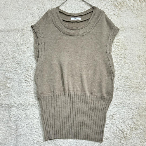 Issey Miyake Sleeveless 24