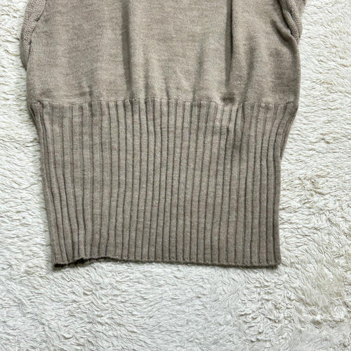 Issey Miyake Sleeveless 24