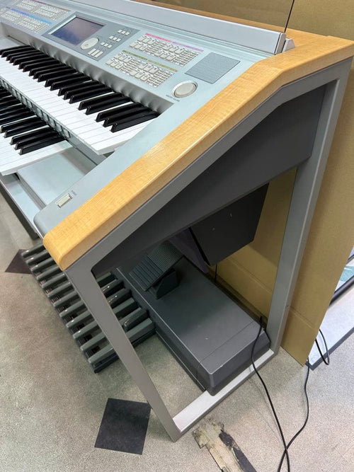 Yamaha Electronic Organs Electone Els-01 2004