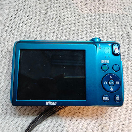 Nikon Compact Digital Camera Coolpix
