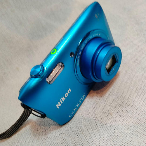 Nikon Compact Digital Camera Coolpix