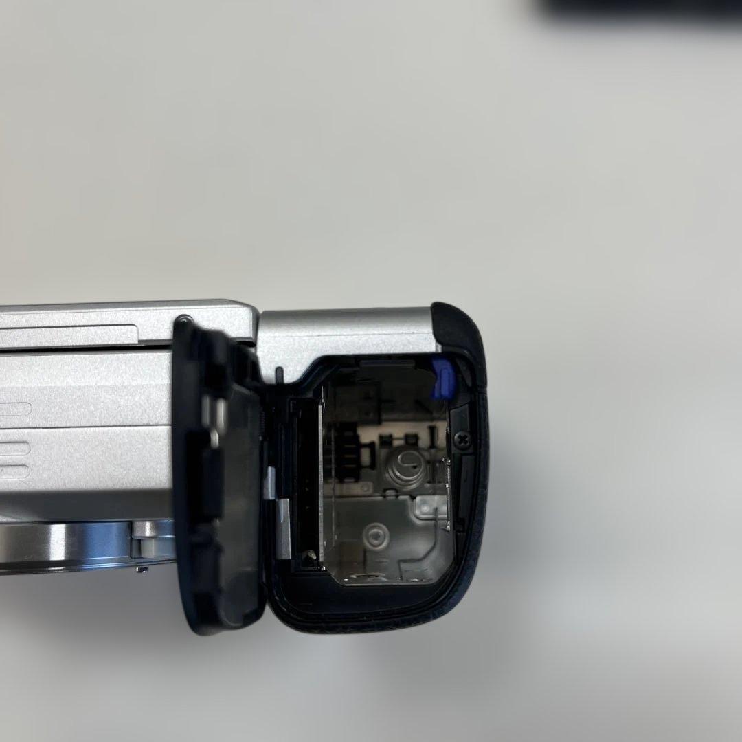 Sony Mirrorless Interchangeable Lens Cameras 6400