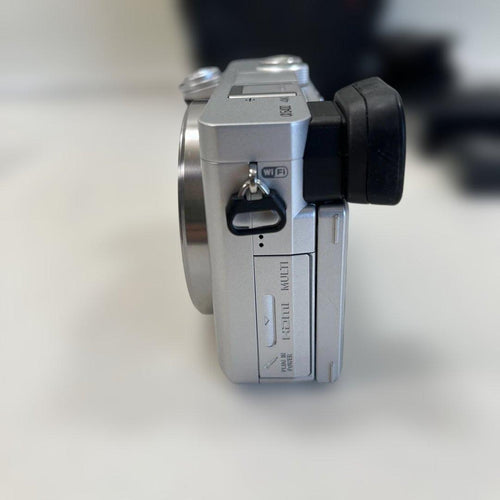 Sony Mirrorless Interchangeable Lens Cameras 6400