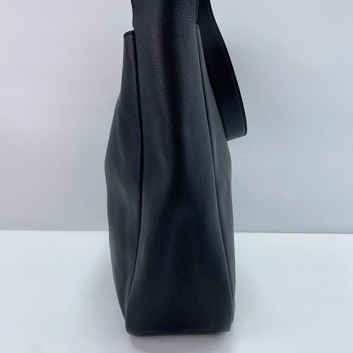 Yves Saint Laurent Shoulder Bag
