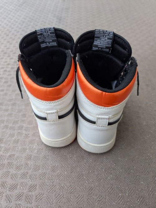 Sneakers Nikeairjordan1Retrohighog "Electroorange