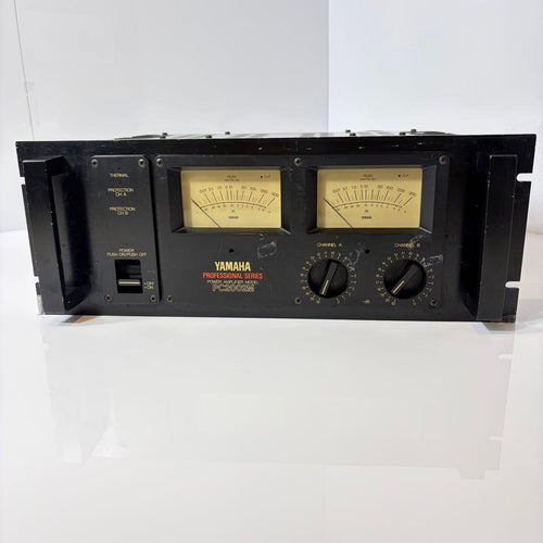 Yamaha Power Amplifiers Pc2002M
