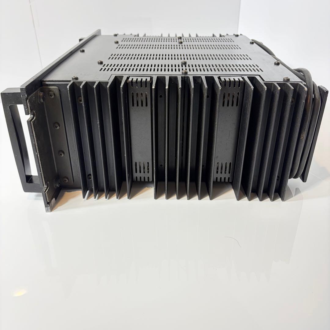 Yamaha Power Amplifiers Pc2002M