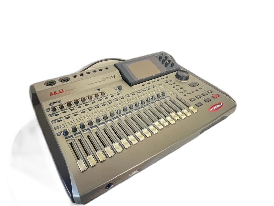 Multi -Track Recorder Akai Professional Dps 16 Mtr