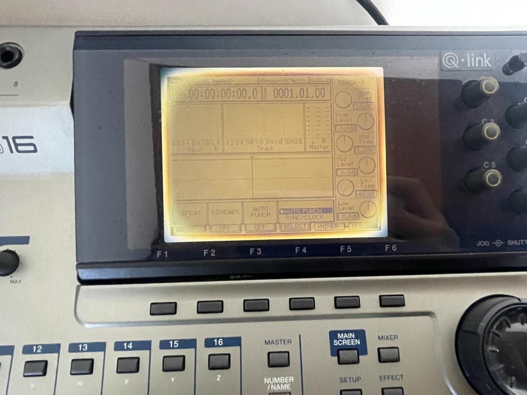 Multi -Track Recorder Akai Professional Dps 16 Mtr