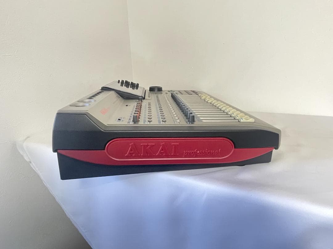 Multi -Track Recorder Akai Professional Dps 16 Mtr