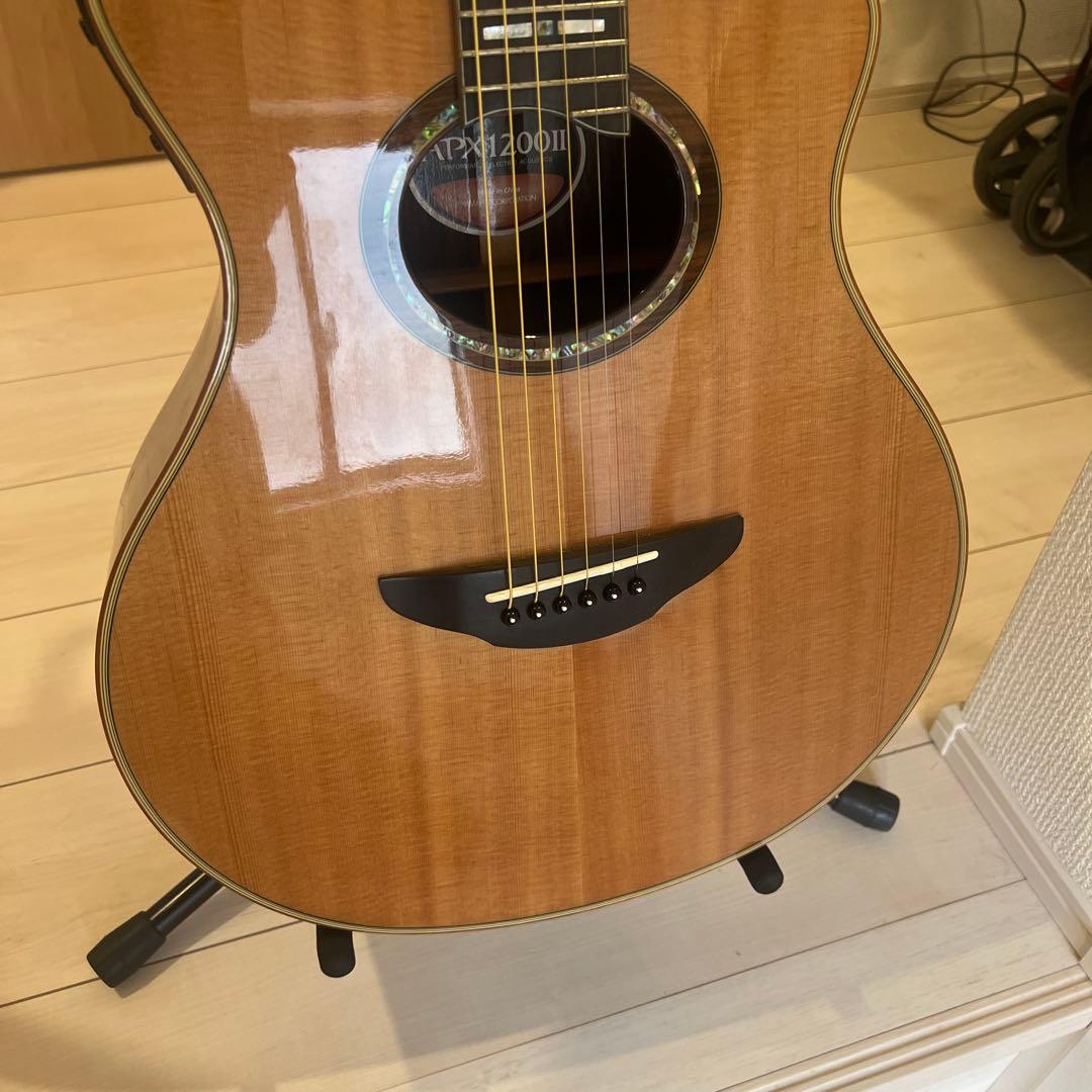 Yamaha Acoustic Guitars Apx1200