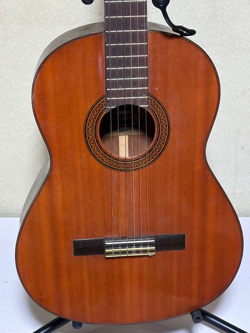 Classical Guitars Yamaha G-100D