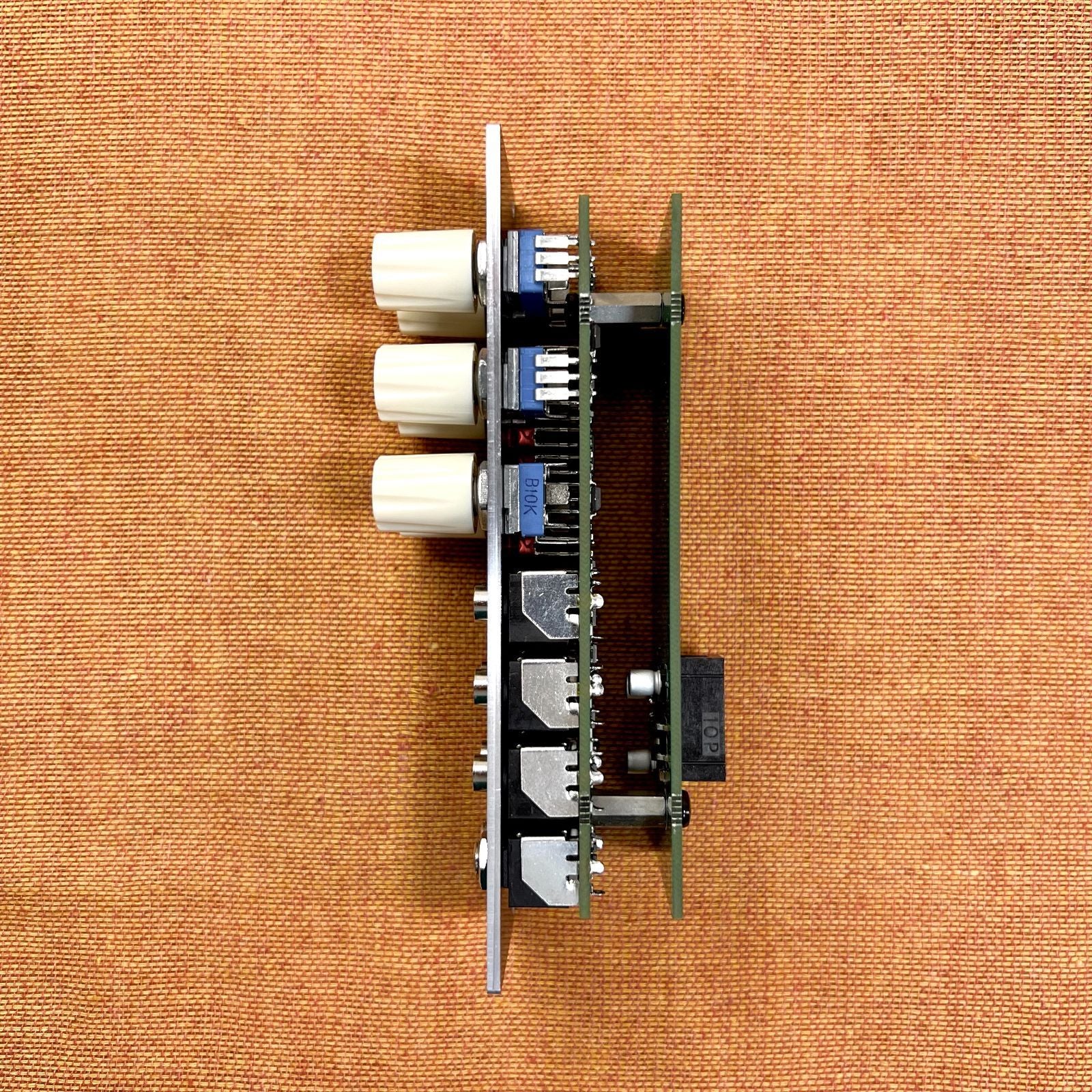 Modular Synthesizer Addac System: Addac401 Gated Envelope Follower Vs2