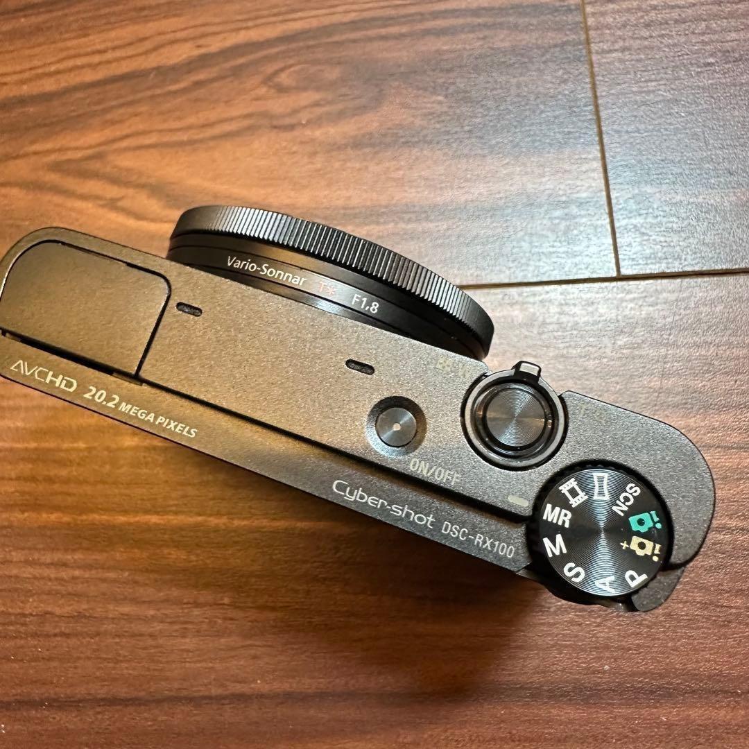 Sony Compact Digital Camera Cyber-Shot Dsc-Rx100 4908