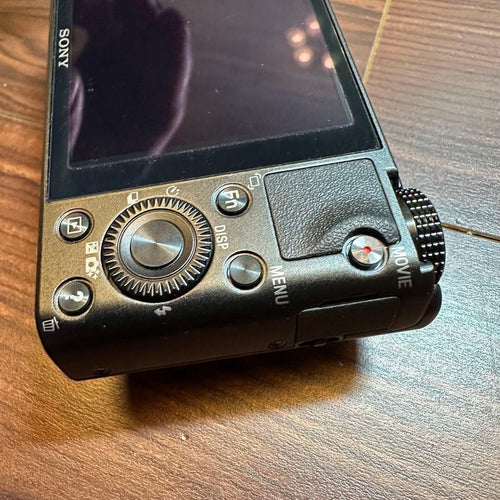 Sony Compact Digital Camera Cyber-Shot Dsc-Rx100 4908