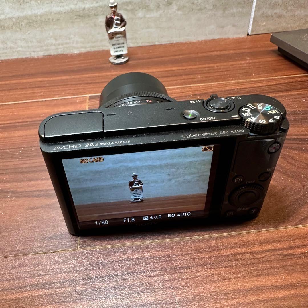 Sony Compact Digital Camera Cyber-Shot Dsc-Rx100 4908