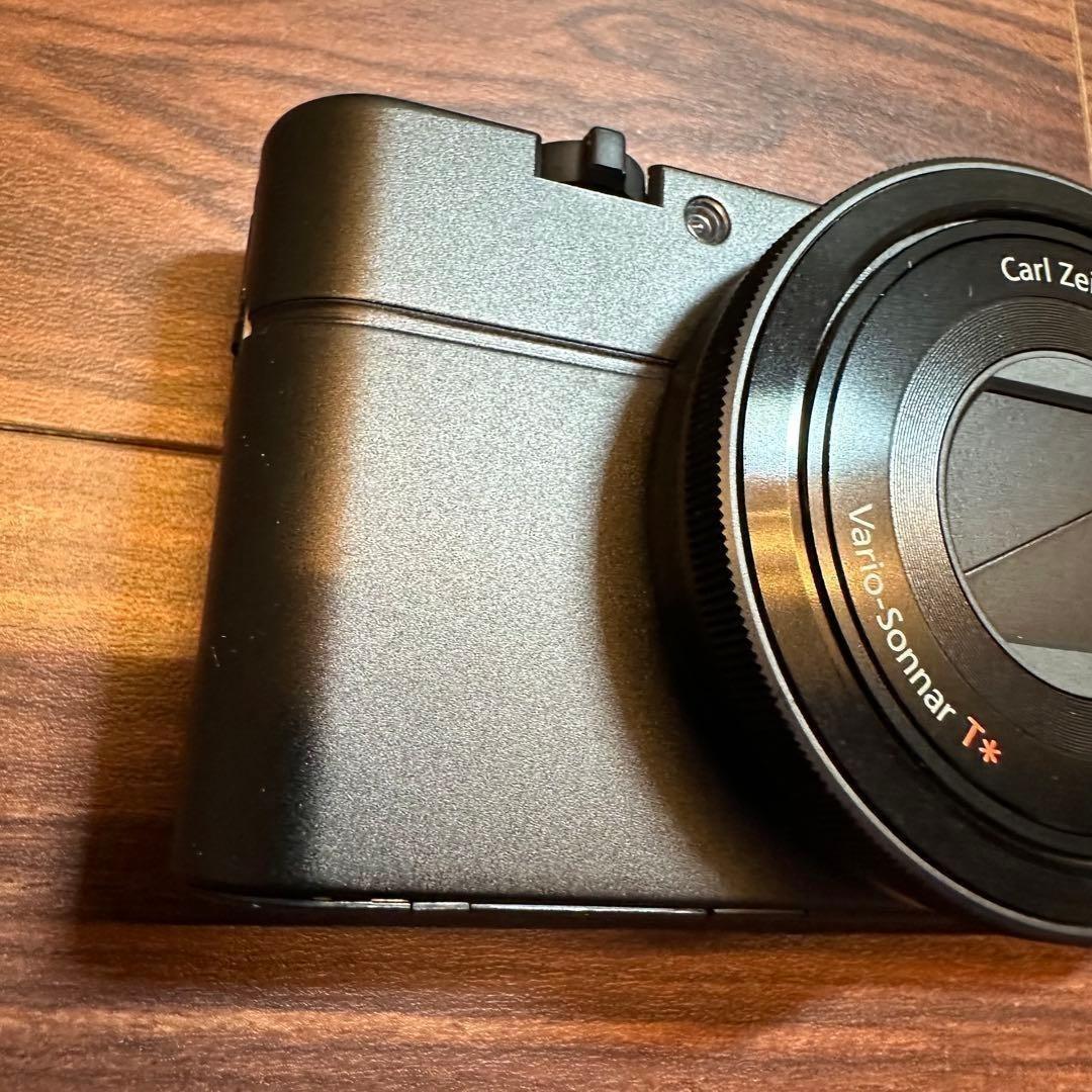 Sony Compact Digital Camera Cyber-Shot Dsc-Rx100 4908