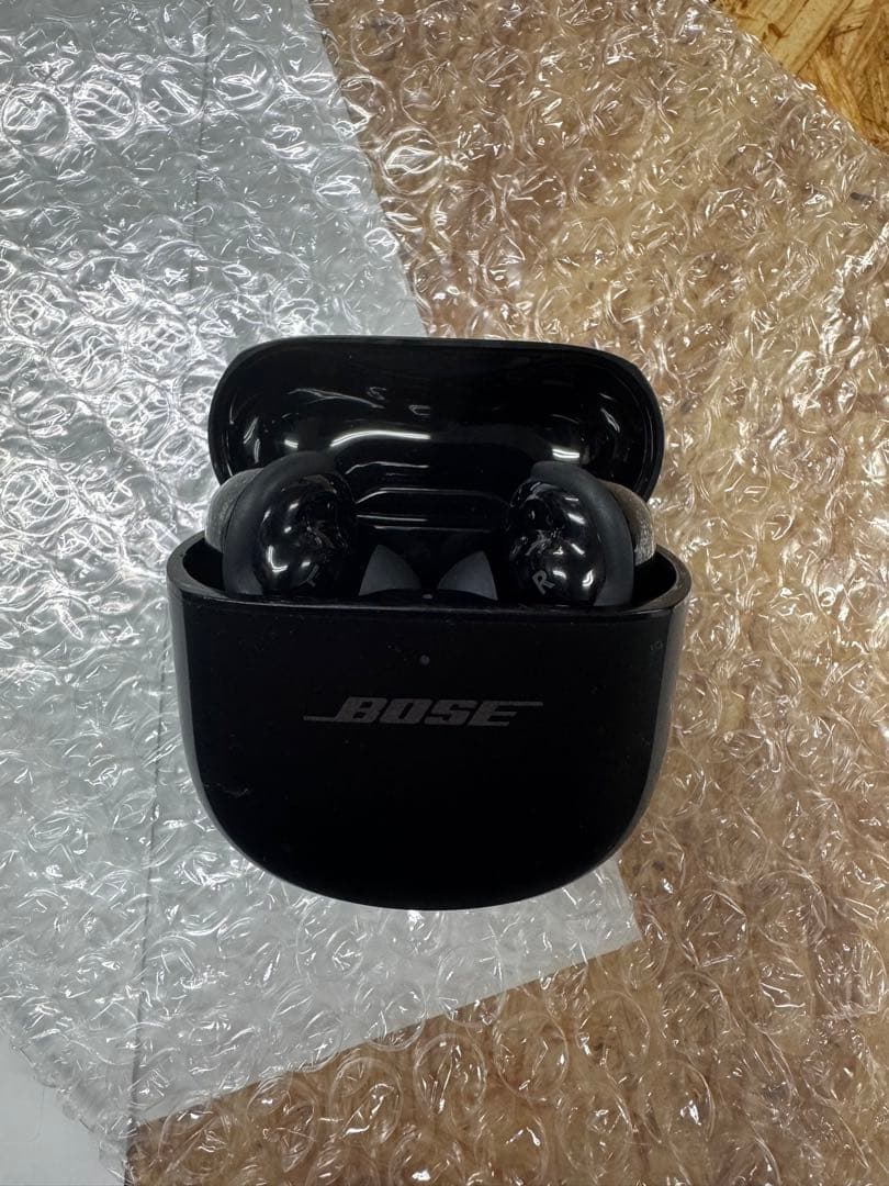 Bose Wireless Earphones Quietcomfort Ultra Earbuds 1