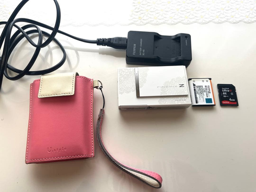 Fujifilm Compact Digital Camera Finepix Z250Fd