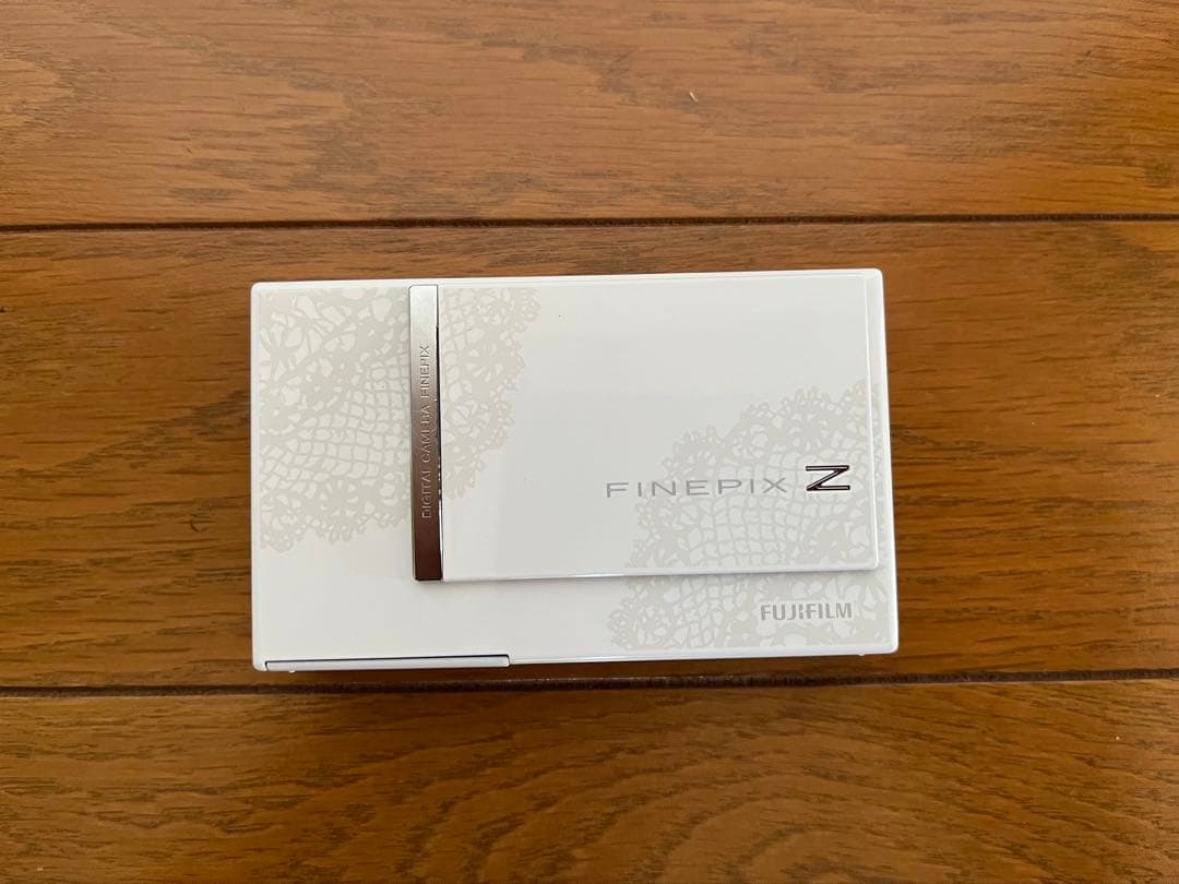 Fujifilm Compact Digital Camera Finepix Z250Fd
