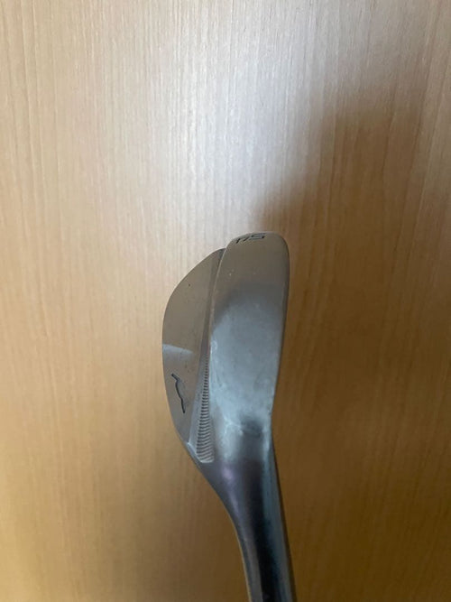 Fourteen Wedges Rm-W 54