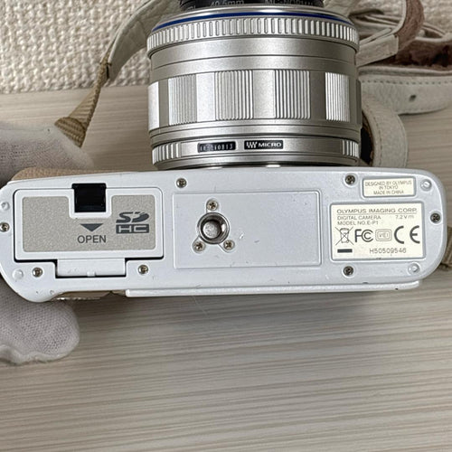 Olympus Mirrorless Interchangeable Lens Cameras E-P1