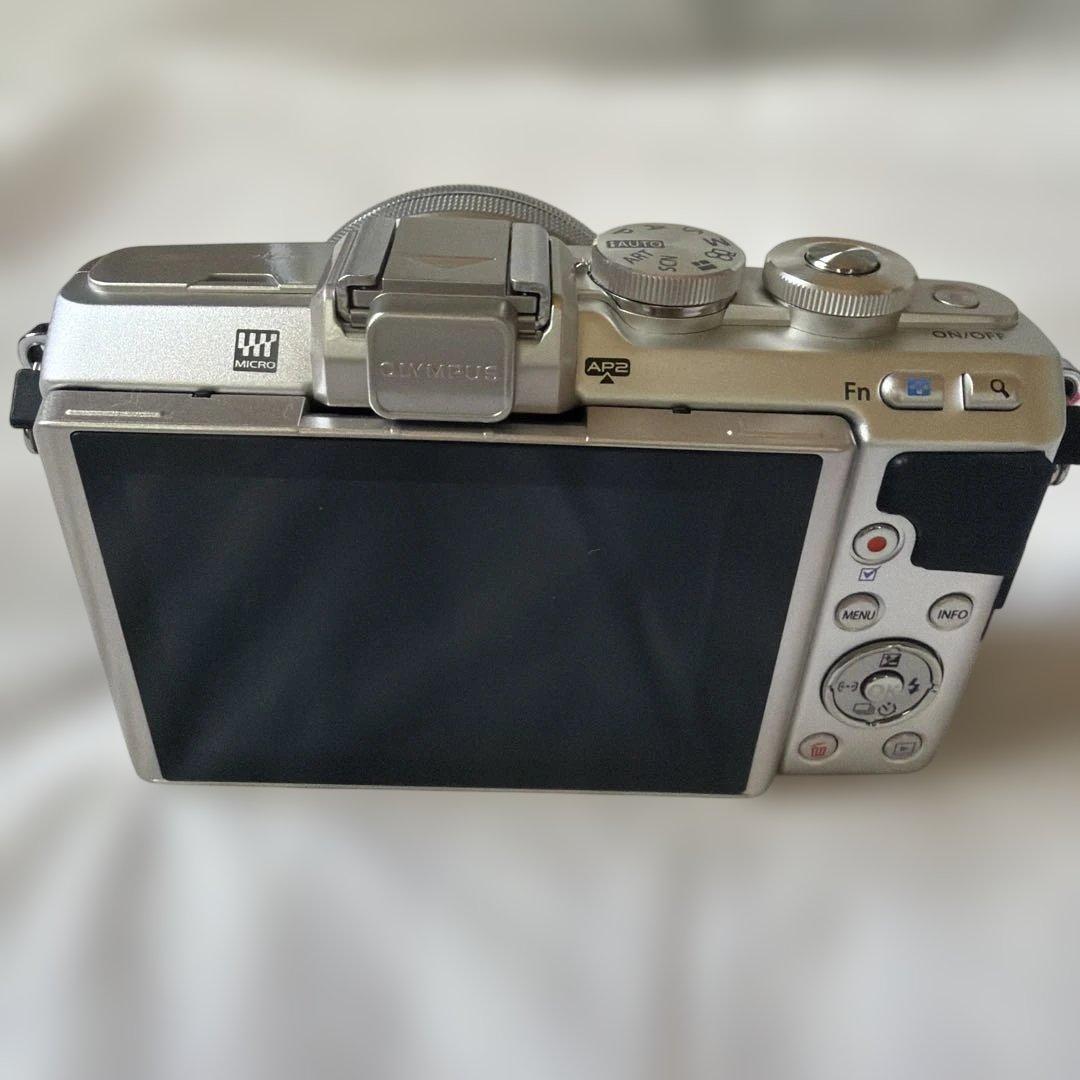 Olympus Mirrorless Interchangeable Lens Cameras Pen Lite E-Pl7