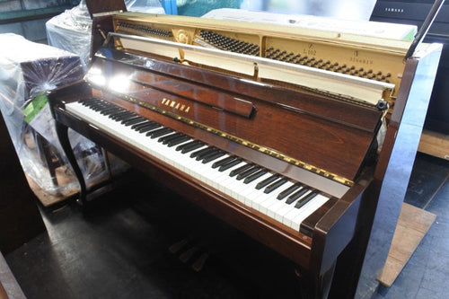 Yamaha Upright Pianos L102