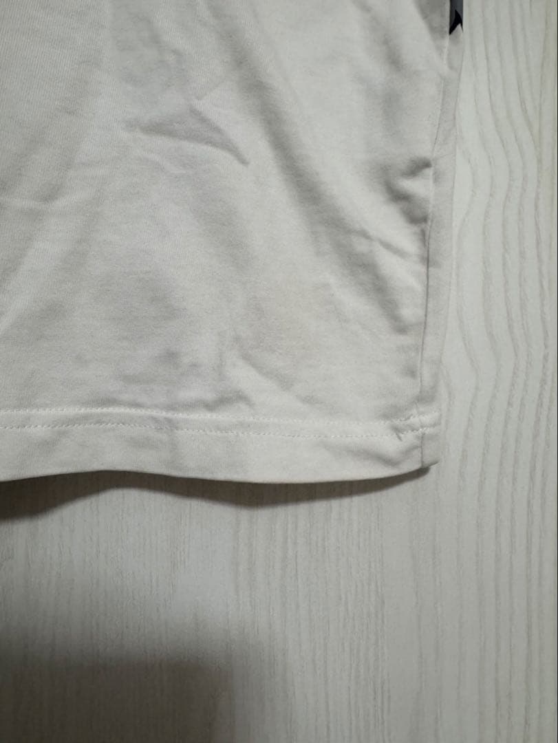 Un singe de bain T-Shirts T L