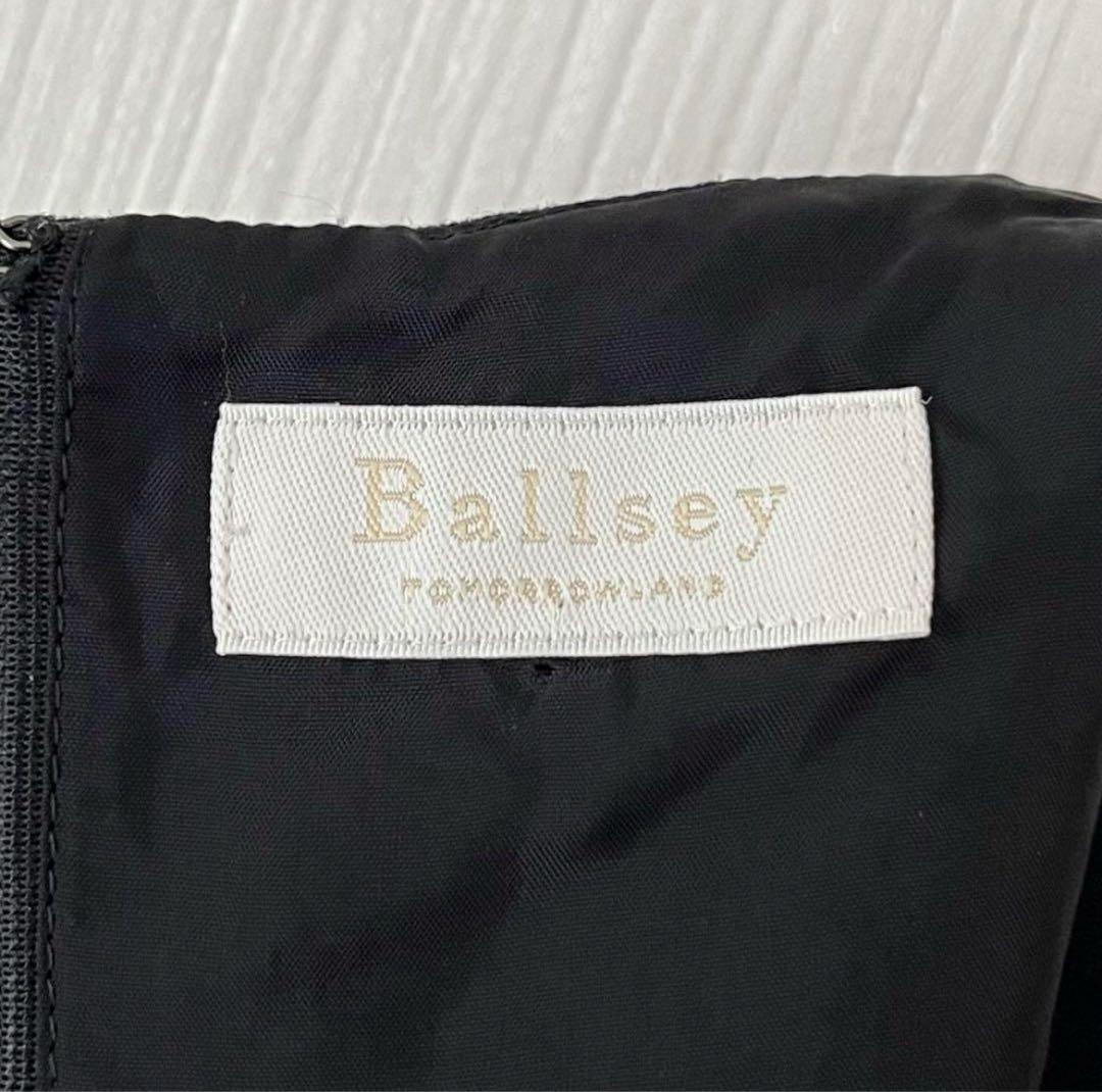 Tomorrowland No Sleeve Ballsey 36