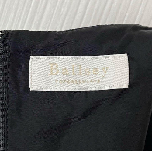 Tomorrowland No Sleeve Ballsey 36